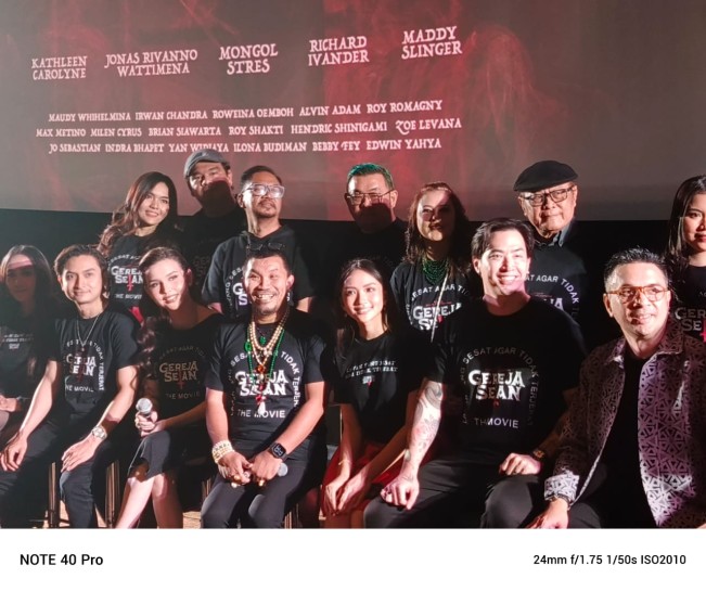 Mongol Strees main film Gereja Setan (5/9) [Selvianus Kopong Basar]